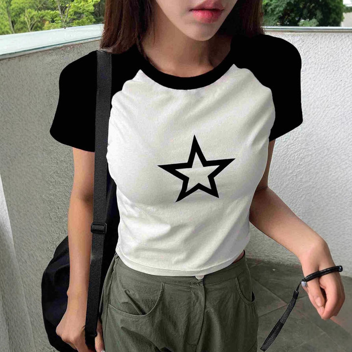 Damer Crop-T-shirt med stiligt stjärnmotiv och bekväm passform Mirla-Eva Jonsson