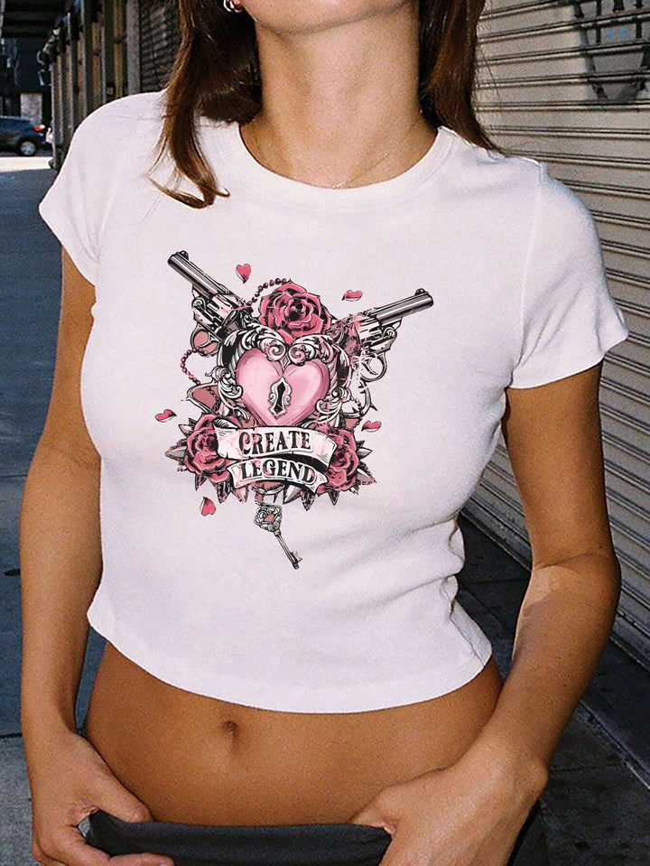 Damer Crop-Top med iögonfallande text Mirla-Eva Jonsson