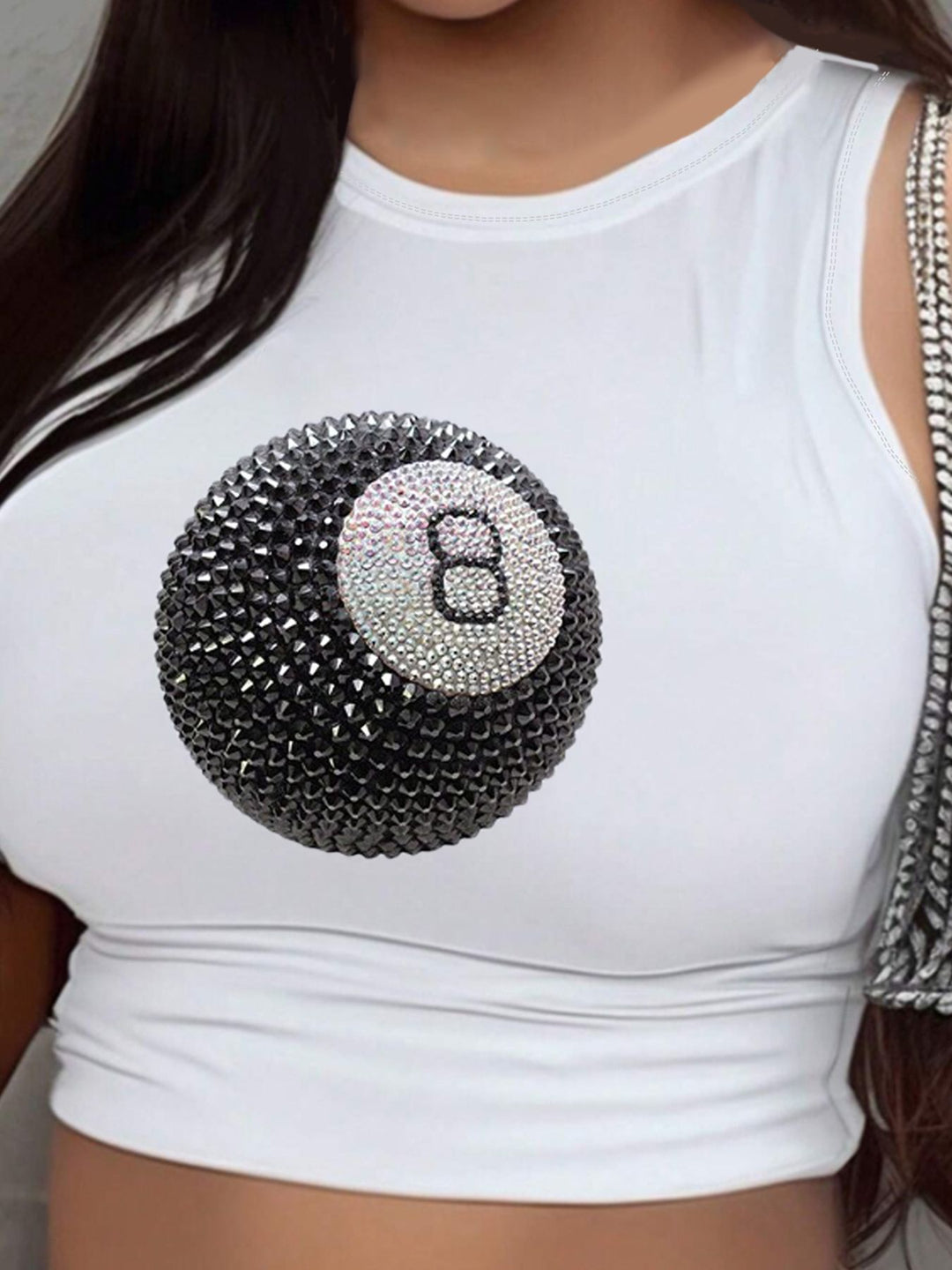 Damer Crop-Top med modern grafisk tryck och trendy spänne Mirla-Eva Jonsson