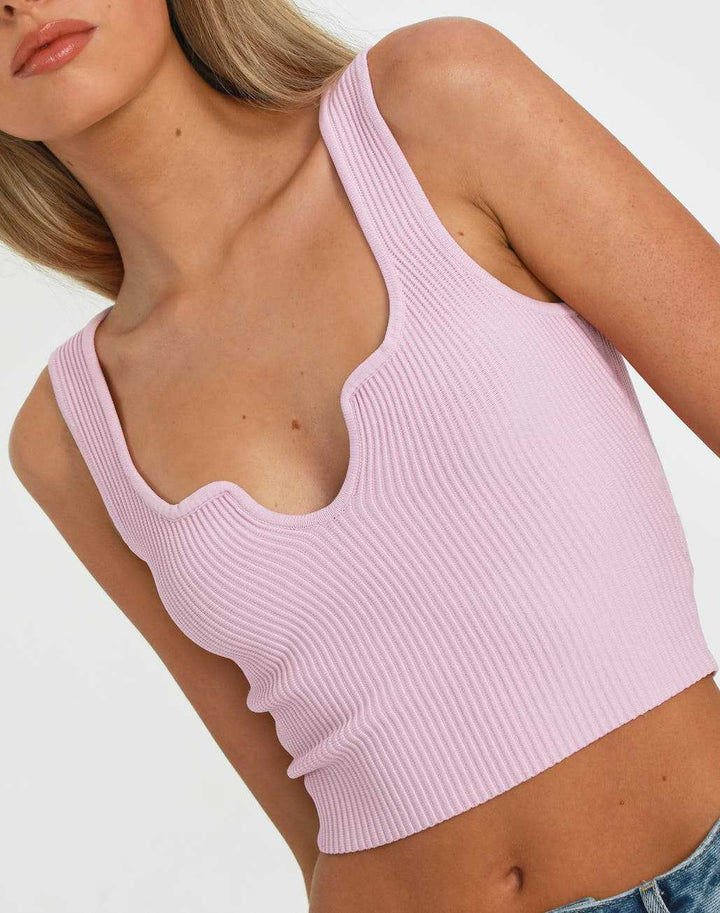 Damer Crop-Top med vågskärning och fin ribbstruktur Mirla-Eva Jonsson