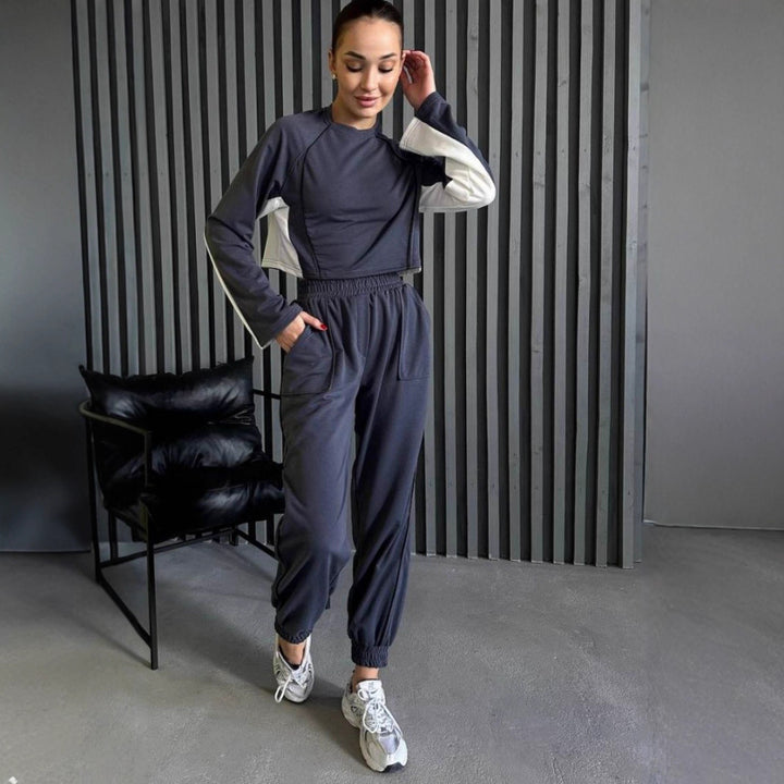 Damer Crop Top och avslappnad Sportbyxor Set Mirla-Eva Jonsson