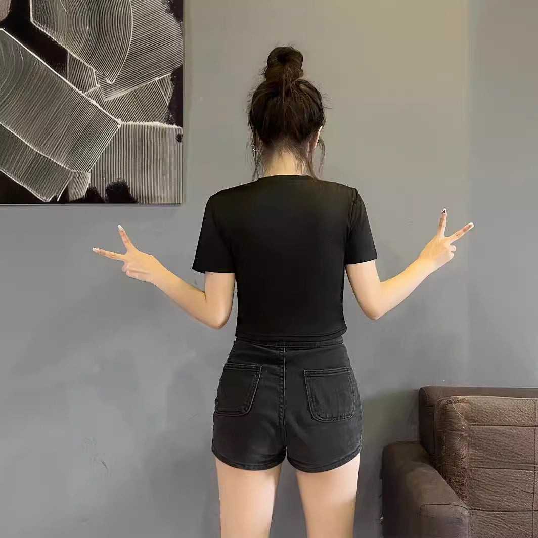 Damer Crop-shirt med lekfullt spökmotiv Mirla-Eva Jonsson