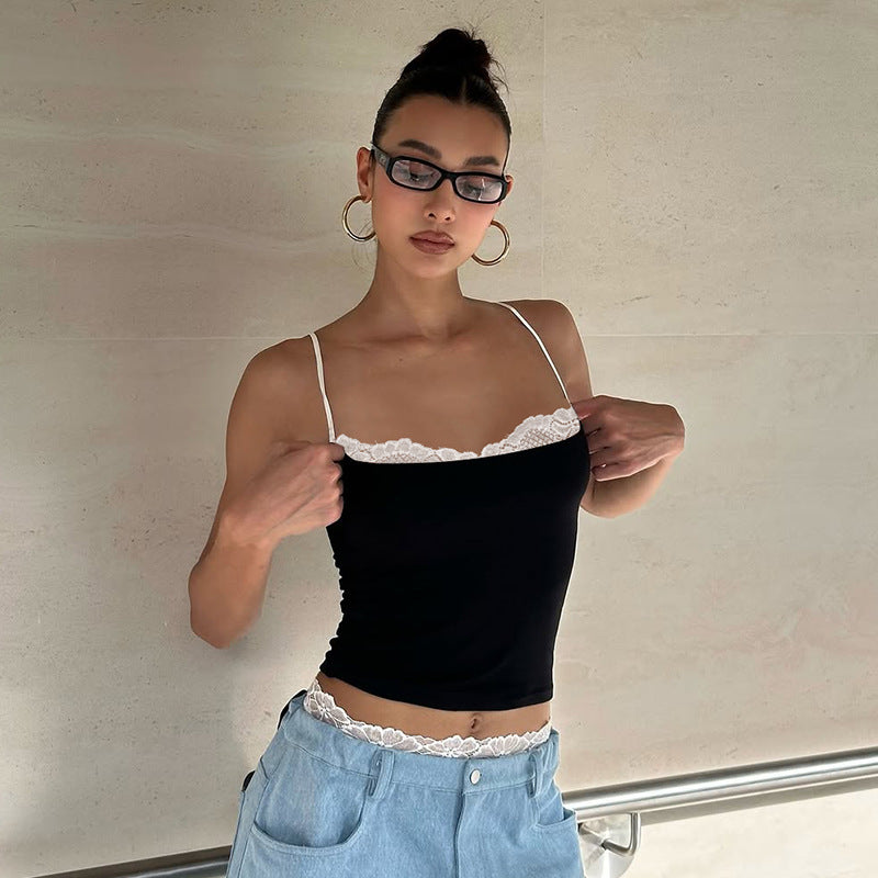 Damer Crop-top med delikat spetskant och smala band Mirla-Eva Jonsson