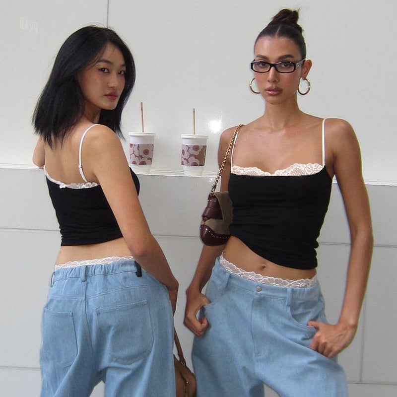 Damer Crop-top med delikat spetskant och smala band Mirla-Eva Jonsson