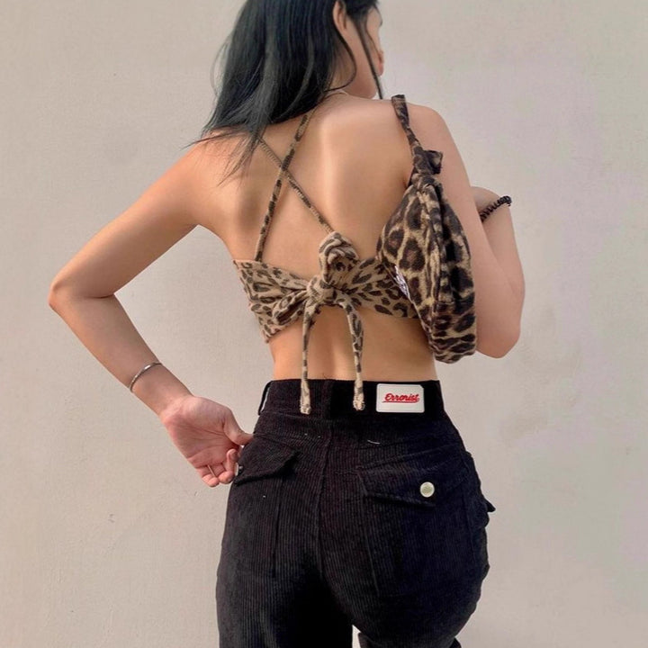 Damer Crop-top med trendigt leopardmönster och smala band Mirla-Eva Jonsson