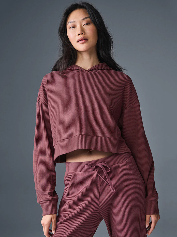 Damer Cropped Hoodie och avslappnad Joggingbyxor Set Mirla-Eva Jonsson