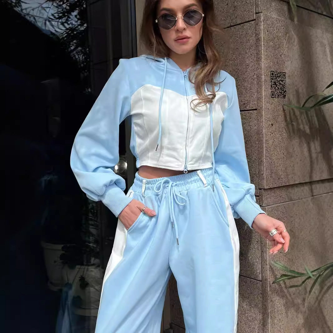 Damer Cropped Hoodie och bekväma Joggingbyxor Mirla-Eva Jonsson