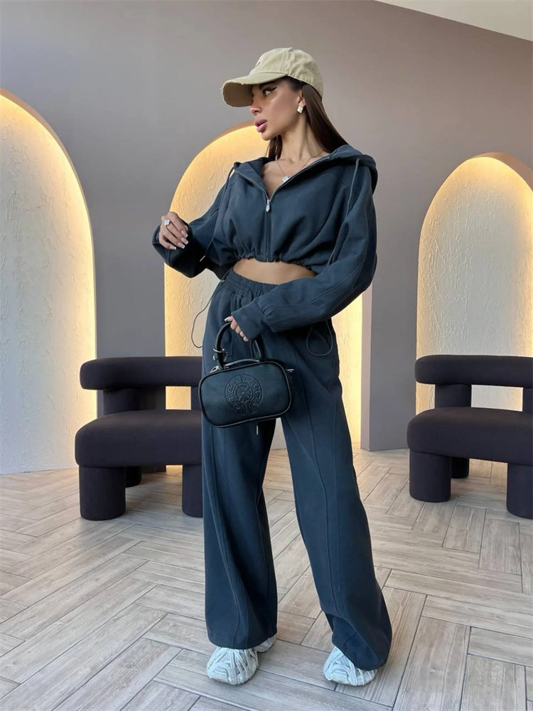 Damer Cropped Hoodie och breda Sweatpants Combo Mirla-Eva Jonsson