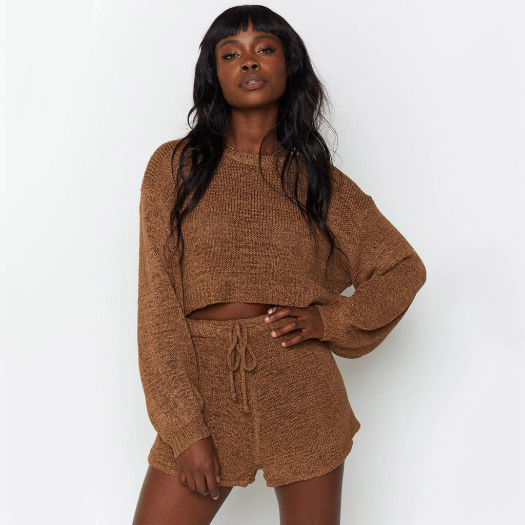 Damer Cropped Knit Suit med Lösa Shorts och Eleganta Ärmar Mirla-Eva Jonsson