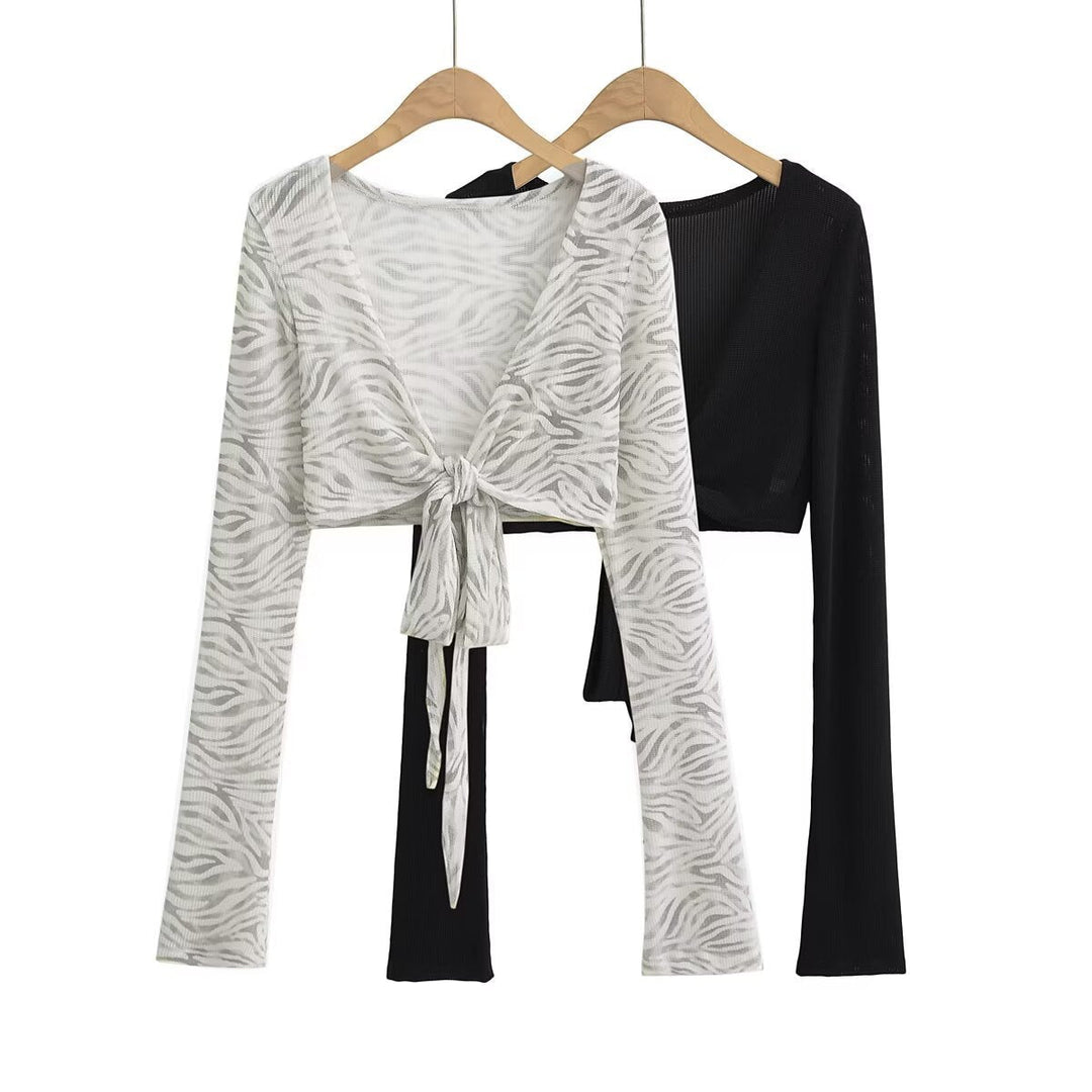Damer Cropped Långärmad topp med Raffinerad Knyt-design och Elastiskt Tyg Mirla-Eva Jonsson