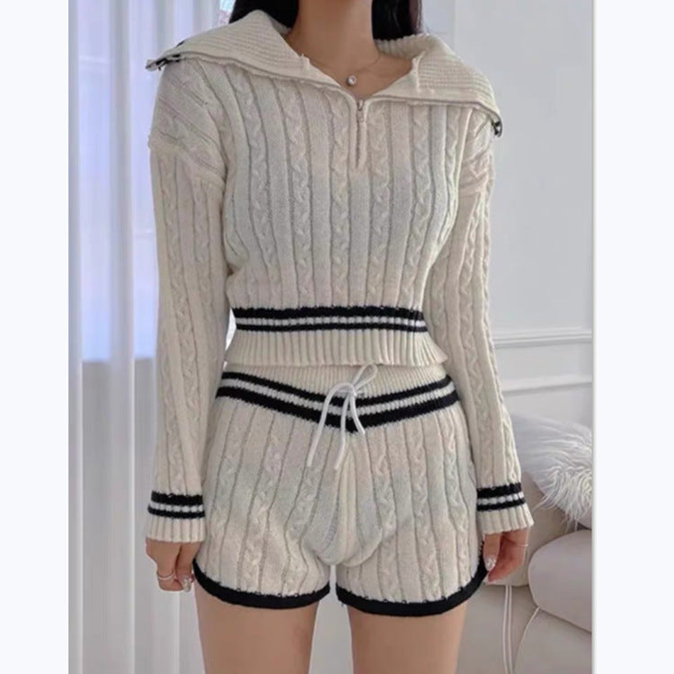 Damer Cropped Stickad Tröja med Hög Krage och Shorts i Set Eva Jonsson-Eva Jonsson