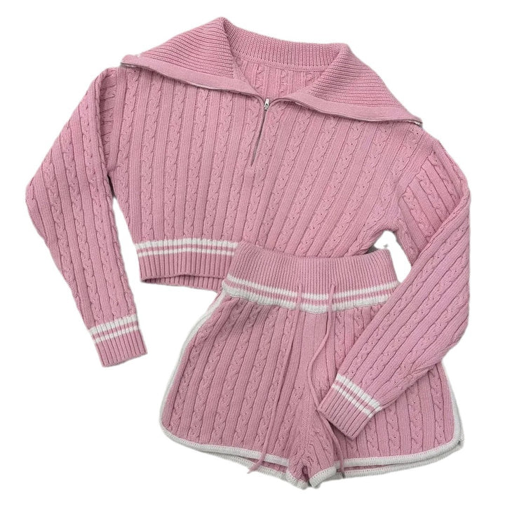 Damer Cropped Stickad Tröja med Hög Krage och Shorts i Set Mirla-Eva Jonsson