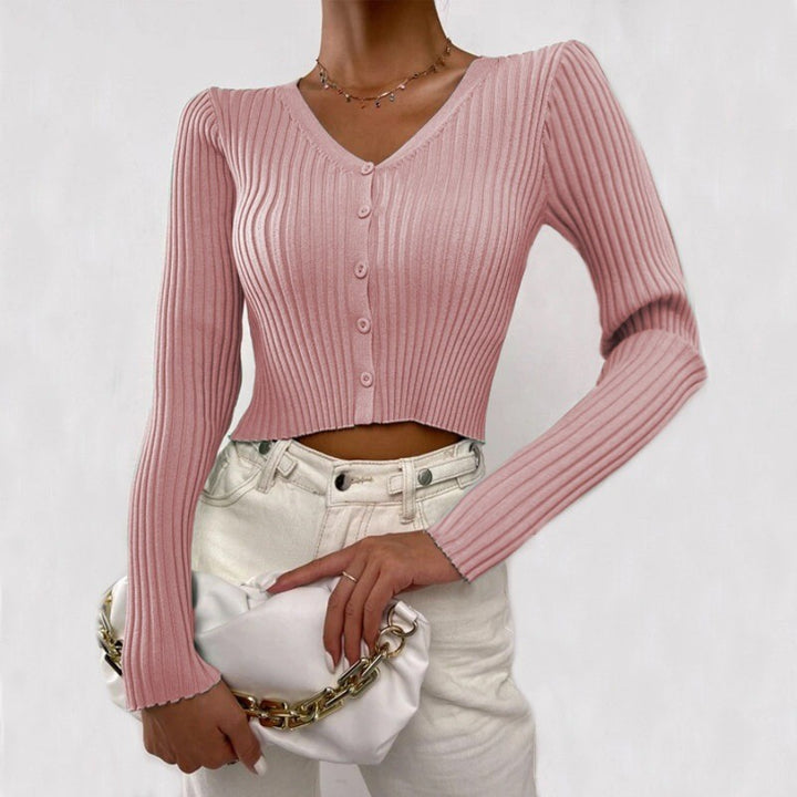 Damer Cropped Stickjacka med V-ringning och knappdetaljer Mirla-Eva Jonsson
