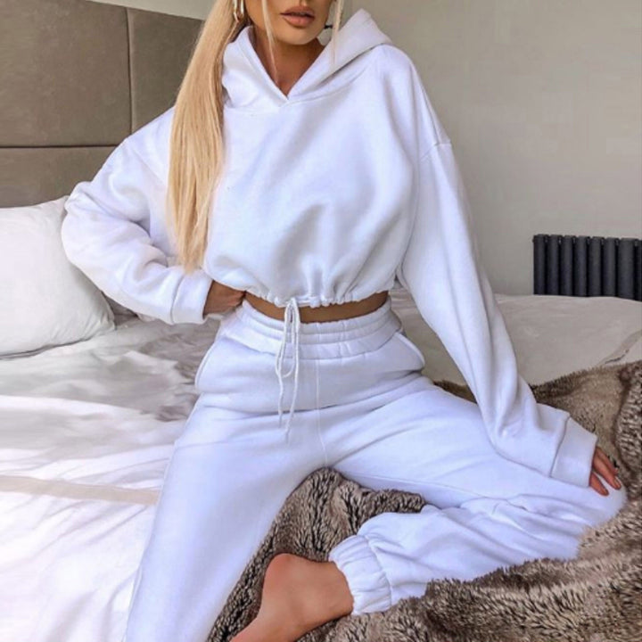Damer Cropped Sweatshirt Set med hög midja och känguruficka Mirla-Eva Jonsson