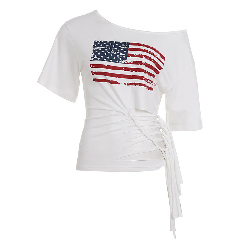 Damer Cropped T-Shirt med flaggmotiv och lekfulla fransar Mirla-Eva Jonsson