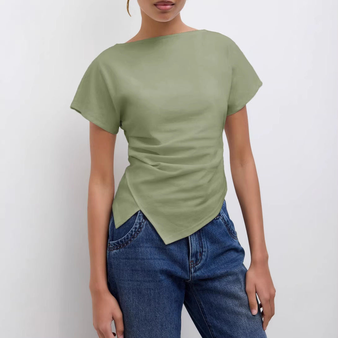 Damer Cropped T-shirt med asymmetrisk snitt och dekorativ draperingseffekt Mirla-Eva Jonsson