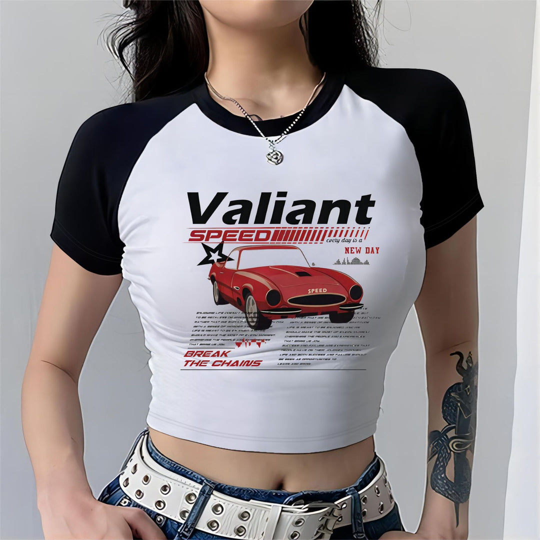 Damer Cropped T-shirt med iögonfallande tryckdesign Mirla-Eva Jonsson