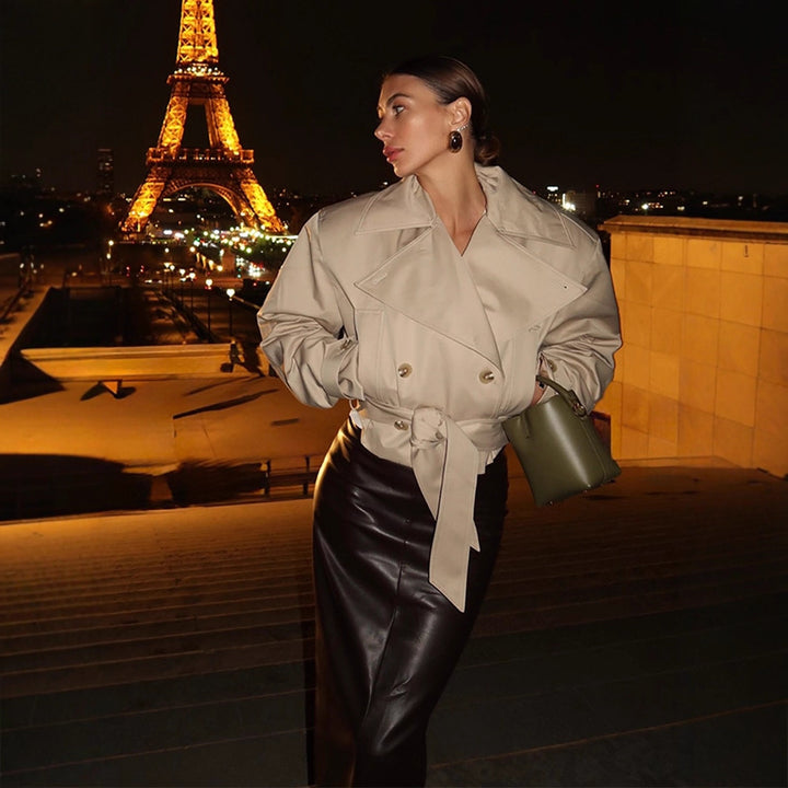 Damer Cropped Trenchcoat med breda slag och midjeband Mirla-Eva Jonsson