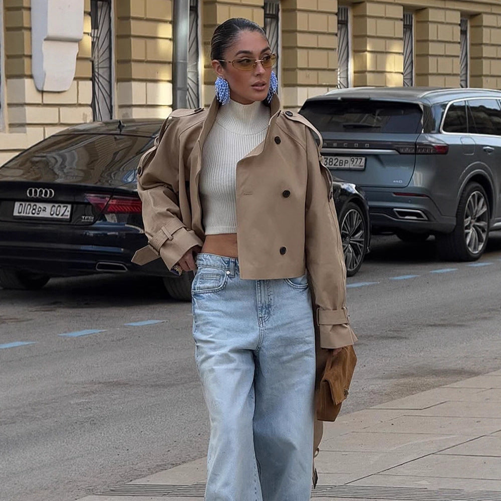Damer Cropped Trenchcoat med modernt snitt Mirla-Eva Jonsson