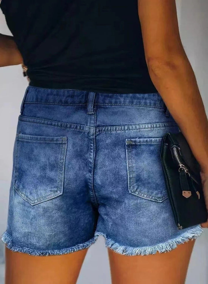 Damer Designer Denim shorts med unika applikationer och fransar Mirla-Eva Jonsson