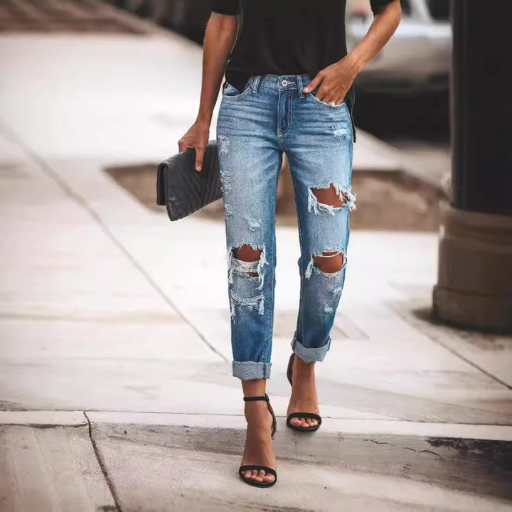 Damer Destroyed Boyfriend Jeans i avslappnad stil med höga sprickdetaljer Mirla-Eva Jonsson