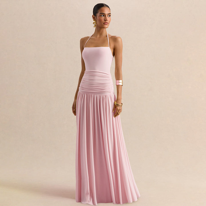Damer Elegant Aftonklänning med Off-Shoulder-design och Flödande Kappa Mirla-Eva Jonsson