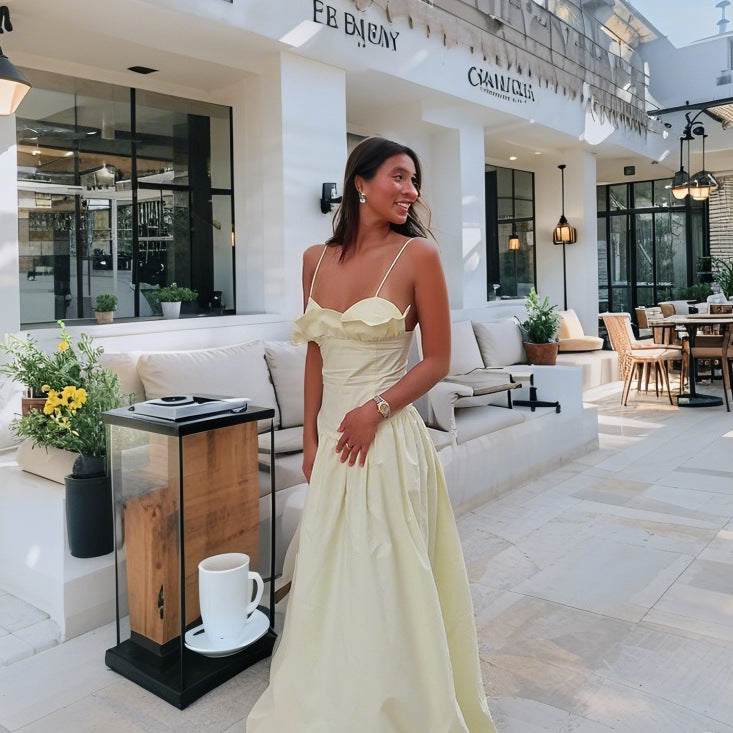 Damer Elegant Aftonklänning med Volangdetaljer Mirla-Eva Jonsson