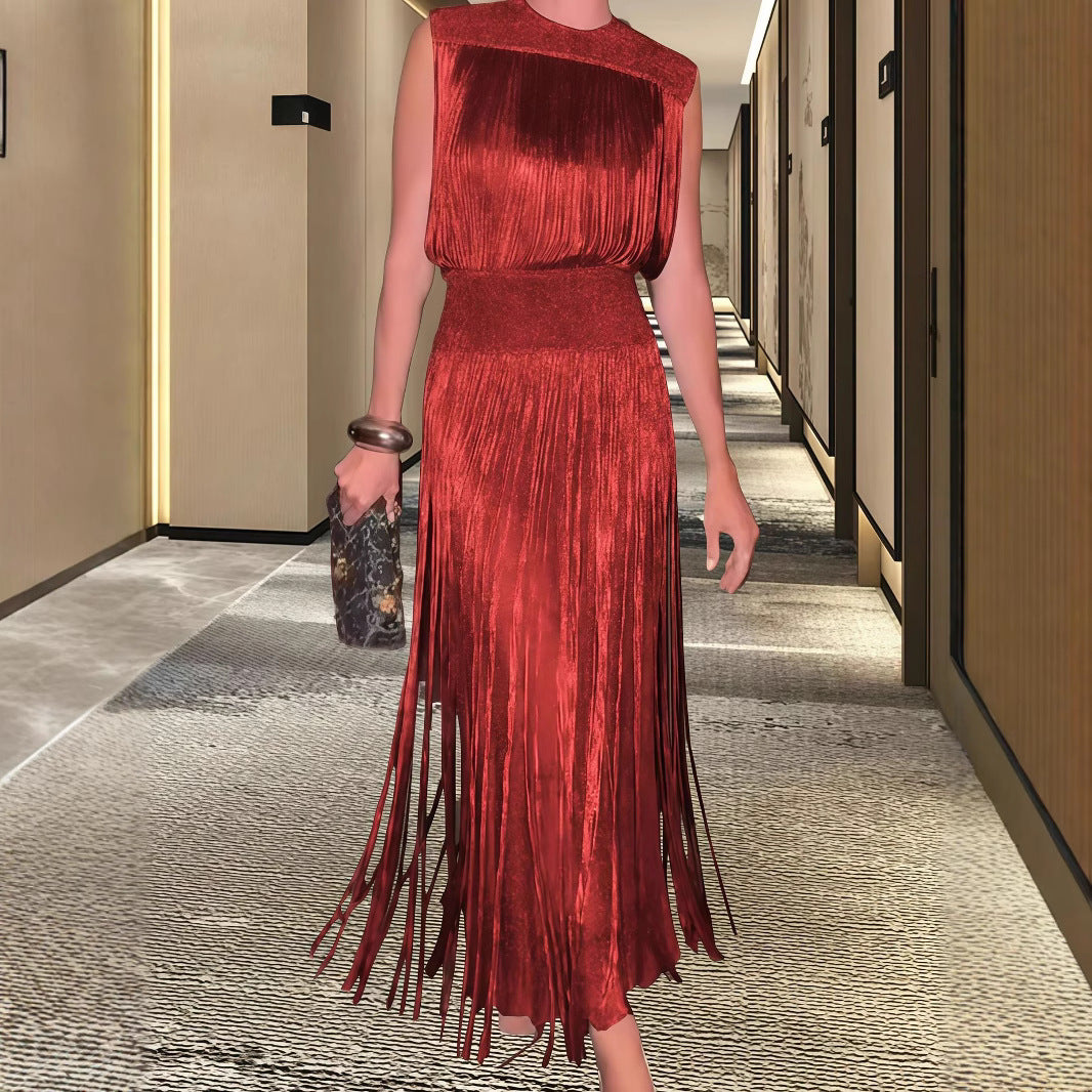 Damer Elegant Aftonklänning med svängande fåll Mirla-Eva Jonsson