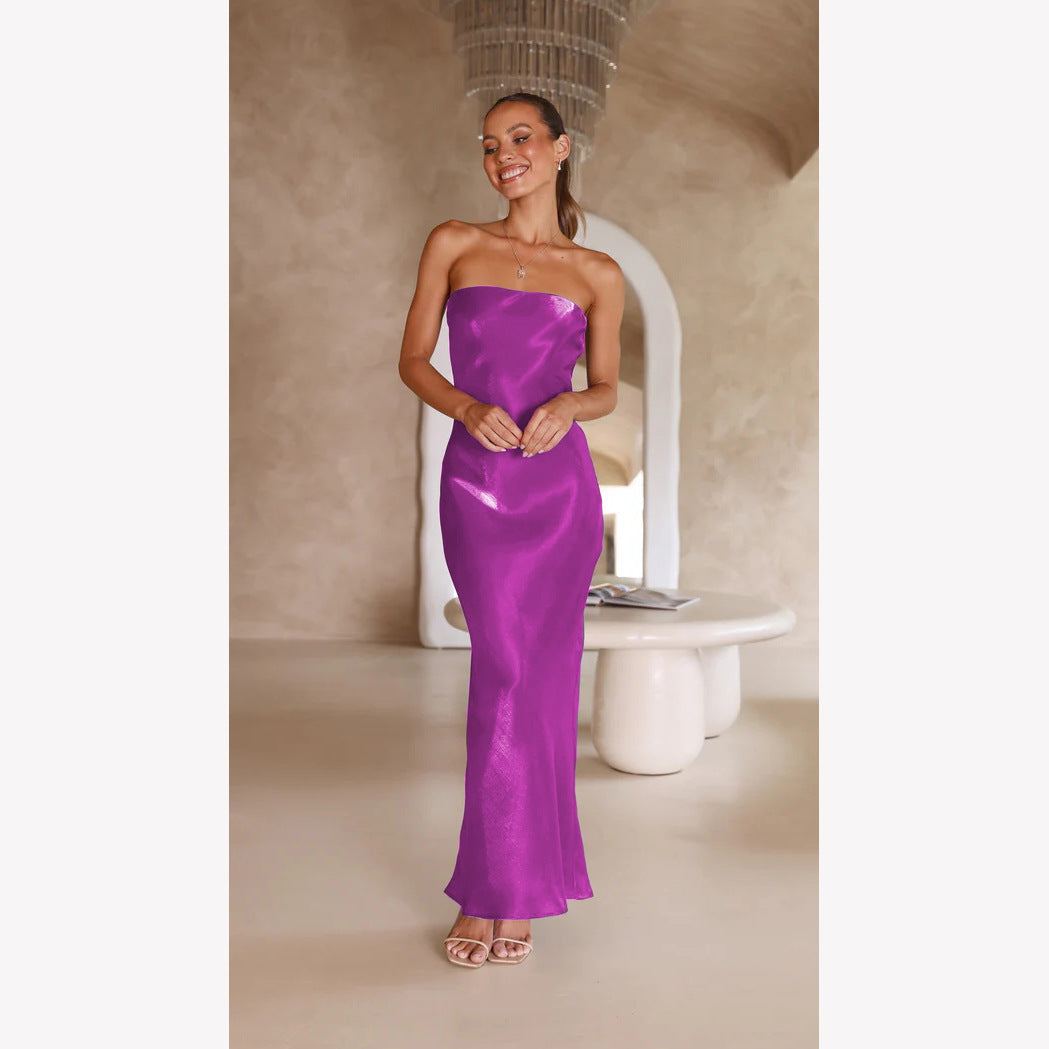Damer Elegant Bandeau Maxi Klänning med Flödande Satin och Kroppsnära Silhuett-Eva Jonsson