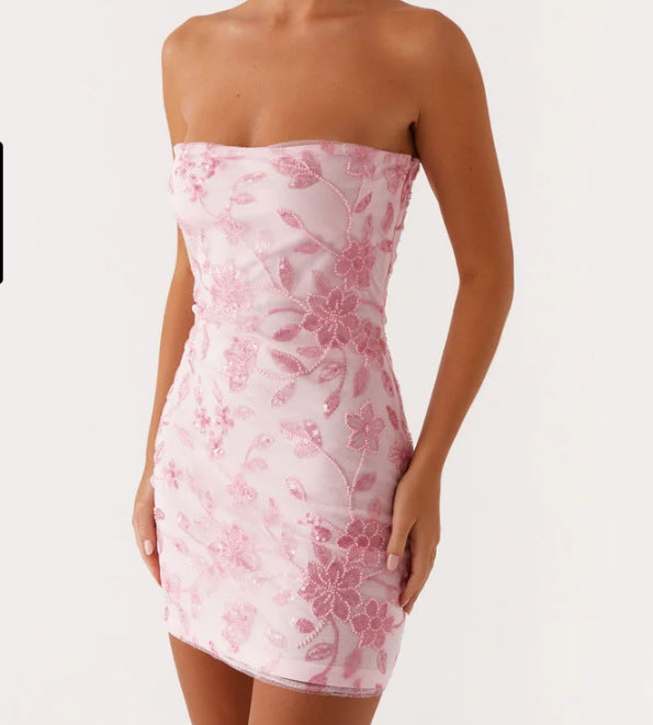 Damer Elegant Bandeau Miniklänning med blommig paljettdesign Mirla-Eva Jonsson