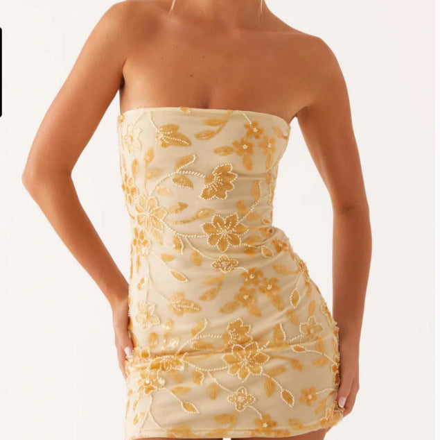 Damer Elegant Bandeau Miniklänning med blommig paljettdesign Mirla-Eva Jonsson