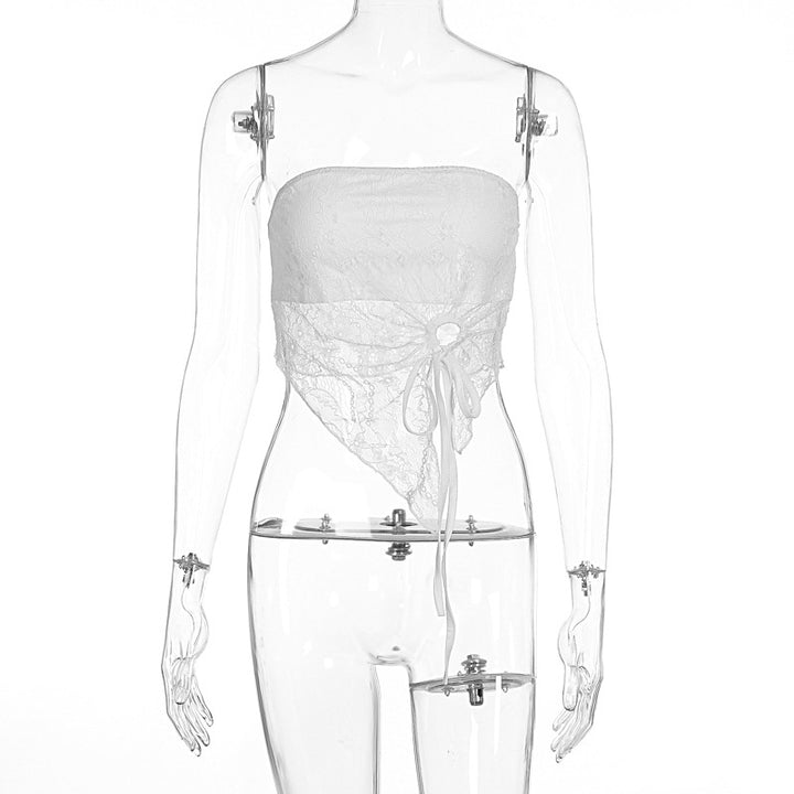 Damer Elegant Bandeau-top med sofistikerat spetsöverdrag och lekfull knut Mirla-Eva Jonsson