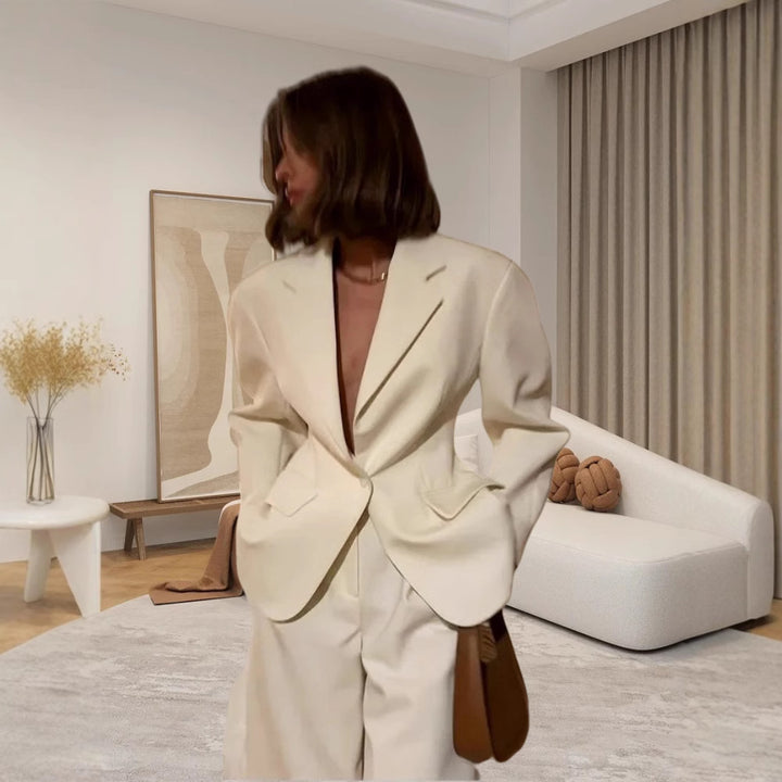 Damer Elegant Blazer i Oversized-stil med praktiska fickor Mirla-Eva Jonsson