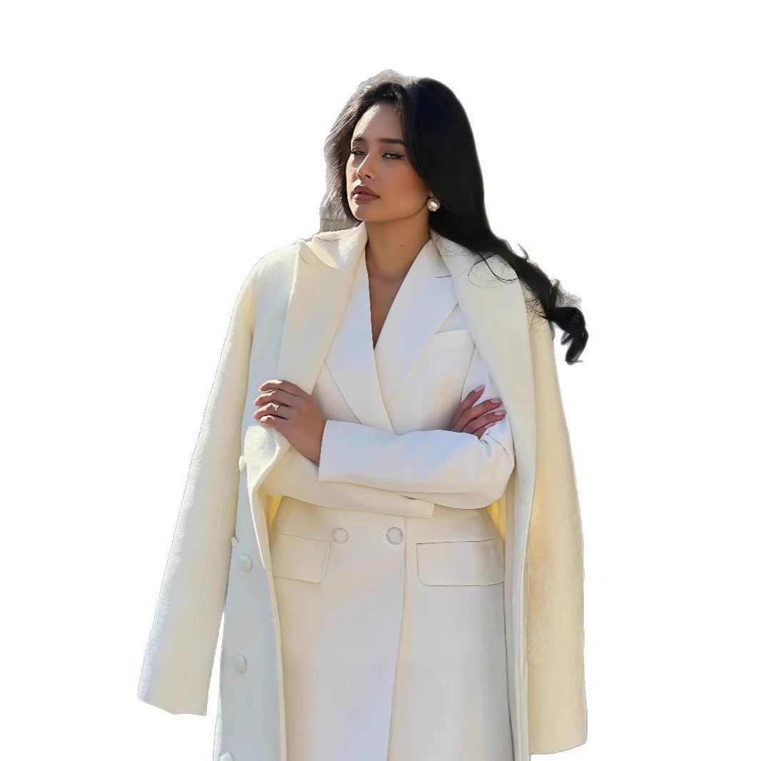 Damer Elegant Blazer med asymmetrisk skärning och dekorativ krage Mirla-Eva Jonsson