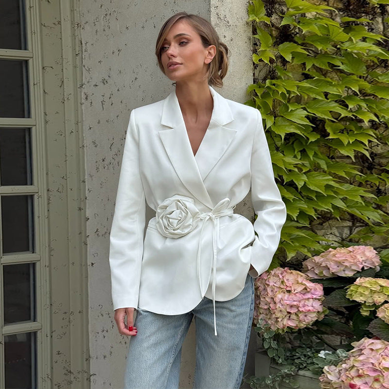 Damer Elegant Blazerjacka med blommig spänne Mirla-Eva Jonsson