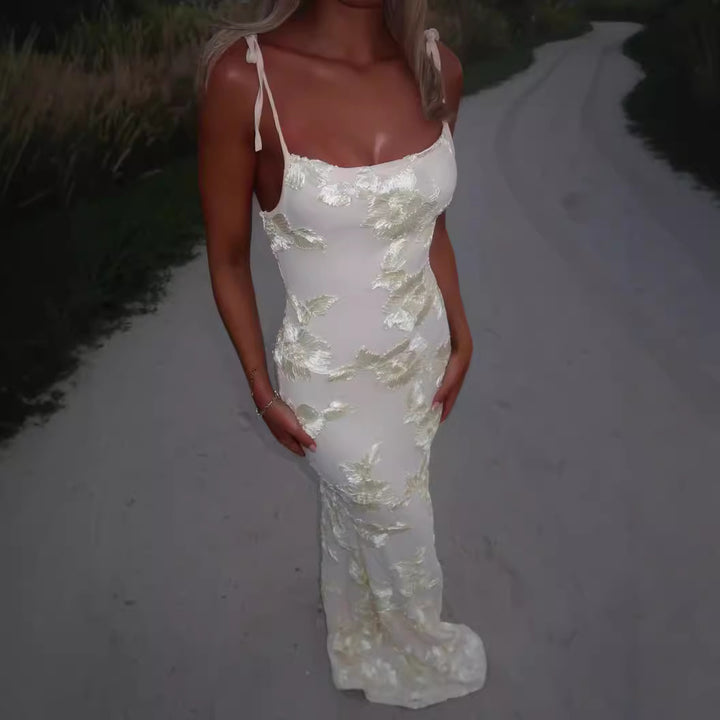 Damer Elegant Blommig Broderiklänning med ärmlös Silhuett Mirla-Eva Jonsson