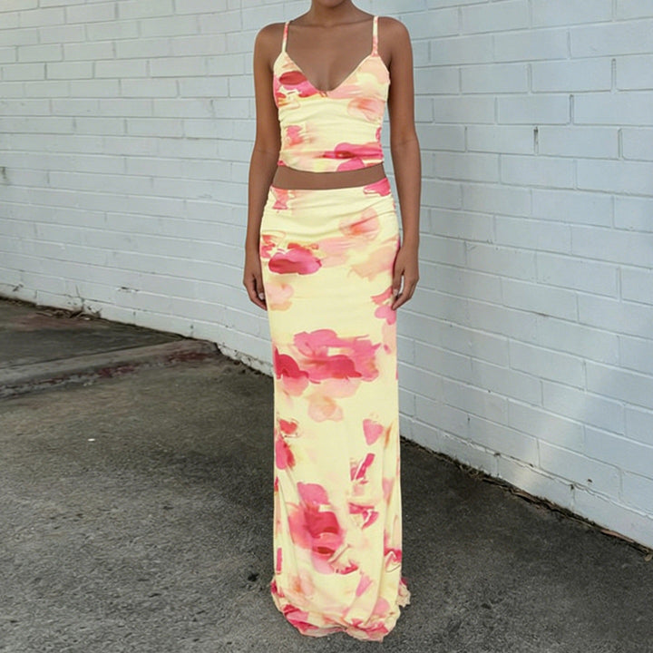 Damer Elegant Blommklänning med smal siluett och spaghettiband Mirla-Eva Jonsson