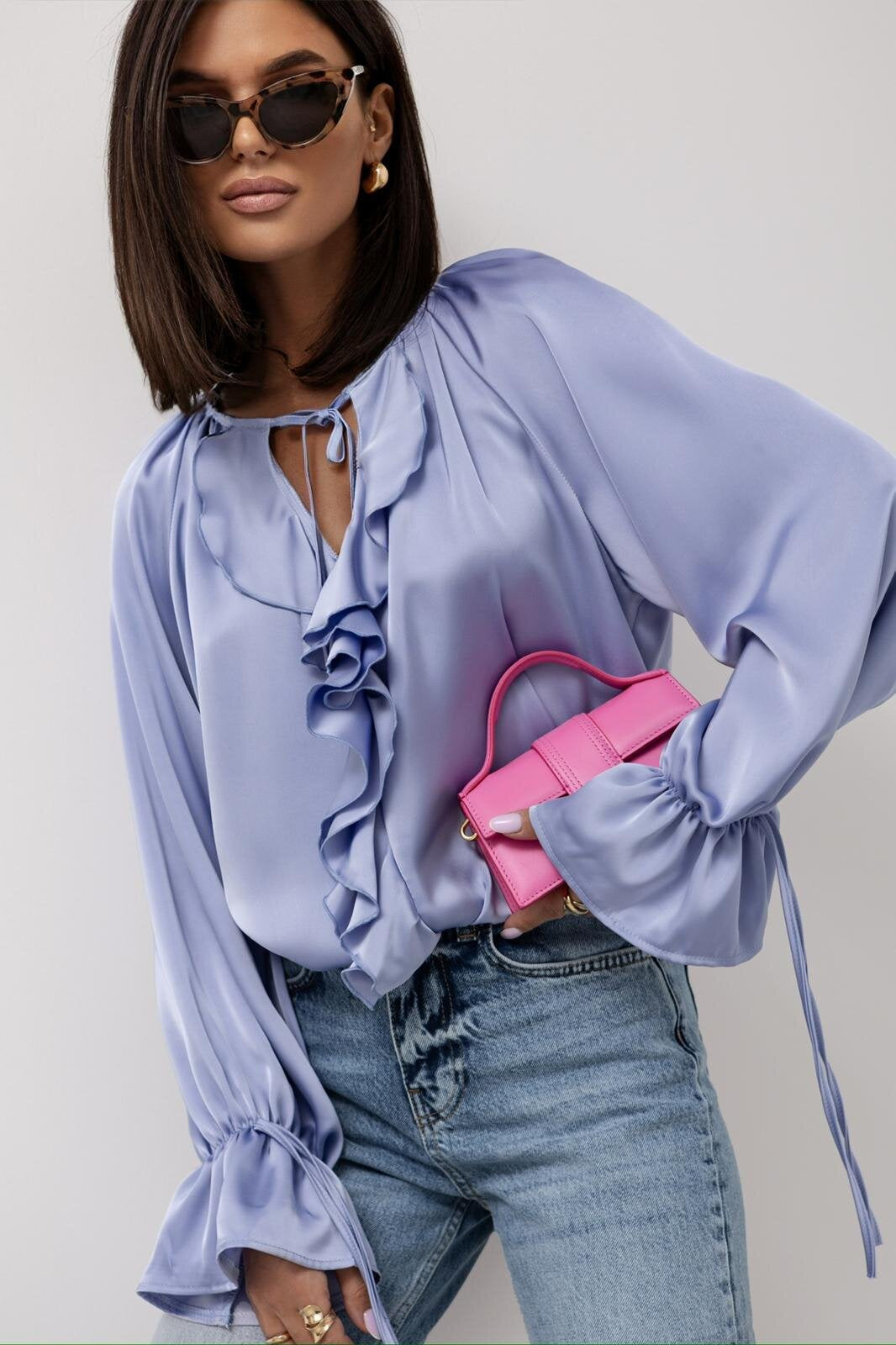 Damer Elegant Blus med Volangdetaljer och Fint Ärm Mirla-Eva Jonsson