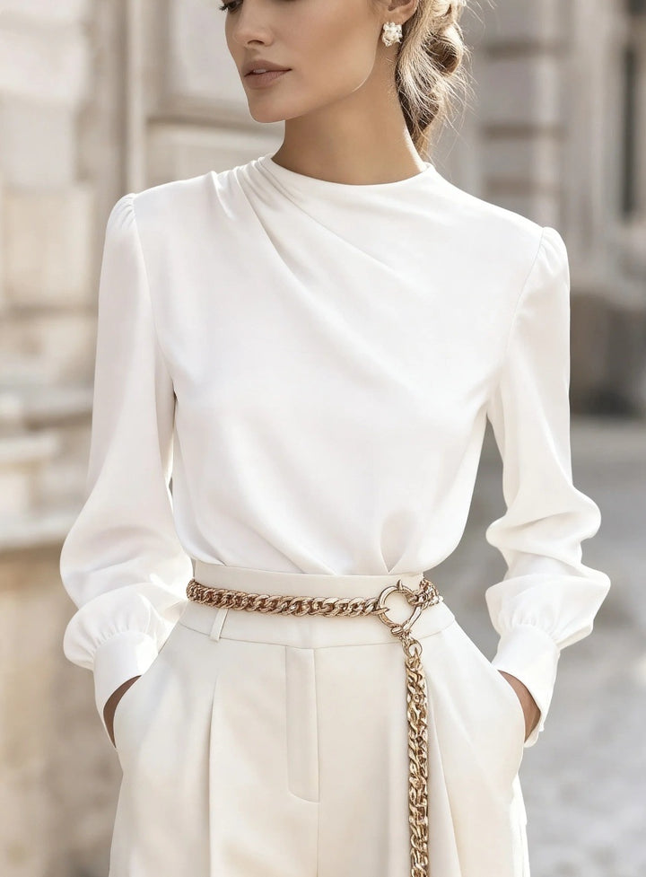 Damer Elegant Blus med asymmetrisk krage och vida ärmar Mirla-Eva Jonsson
