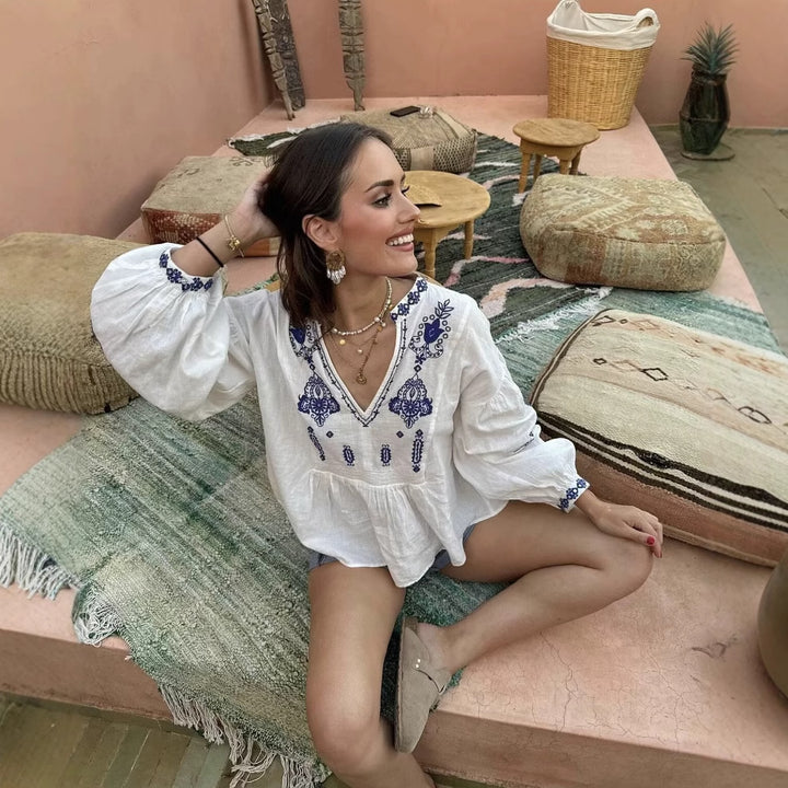 Damer Elegant Blus med detaljerat broderimönster Mirla-Eva Jonsson