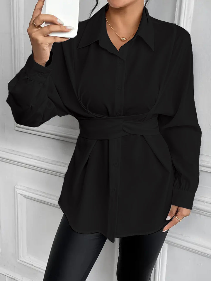 Damer Elegant Blus med figursydd midja och modern skärning Mirla-Eva Jonsson