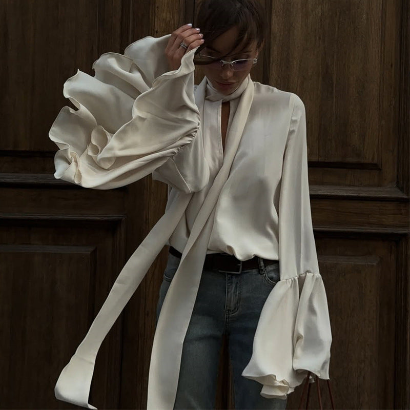 Damer Elegant Blus med voluminösa ärmar och knytbälte Mirla-Eva Jonsson