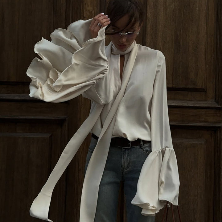 Damer Elegant Blus med voluminösa ärmar och knytbälte Mirla-Eva Jonsson