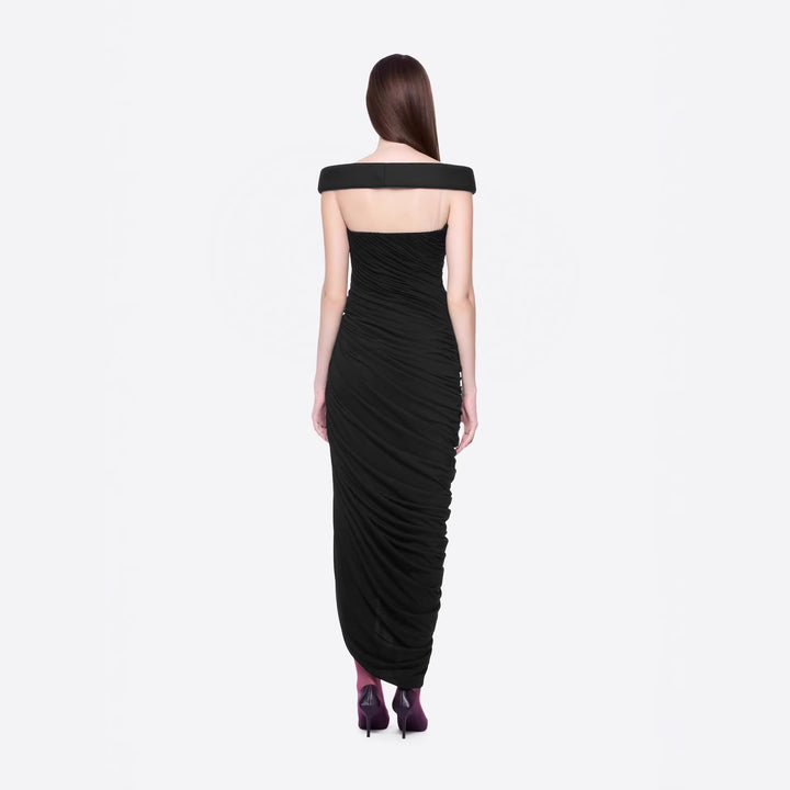 Damer Elegant Cleopatra-klänning med djup utskärning och draperad kjol Mirla-Eva Jonsson