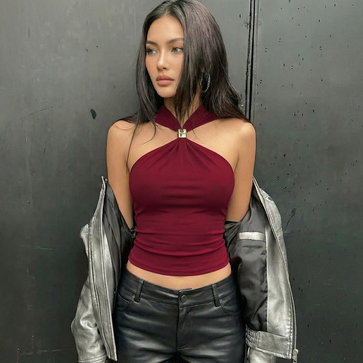 Damer Elegant Crop Top med innovativt Halterdesign Mirla-Eva Jonsson