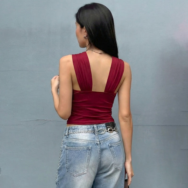 Damer Elegant Crop Top med innovativt Halterdesign Mirla-Eva Jonsson