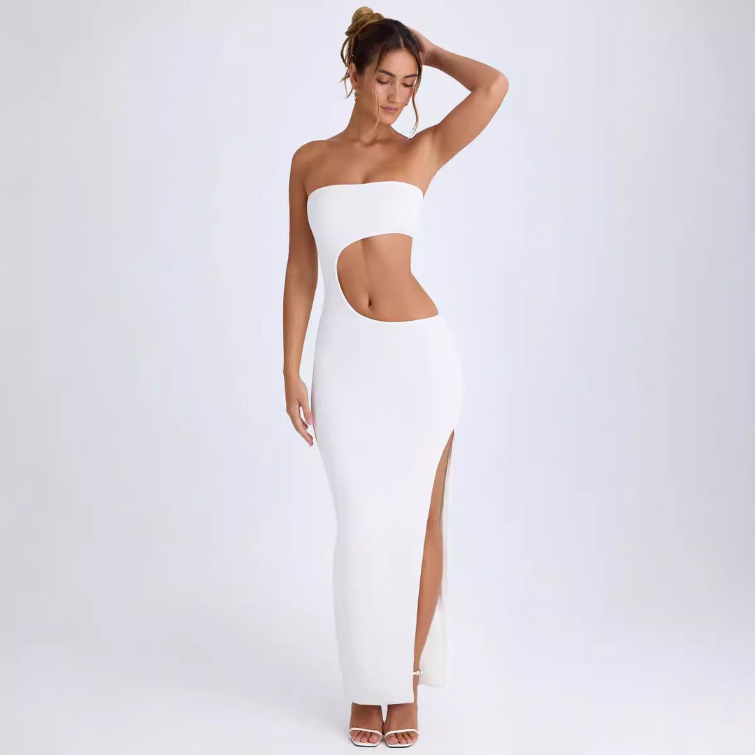 Damer Elegant Cut-Out Maxiklänning med Axelbandslös Design och Hög Slits Mirla-Eva Jonsson