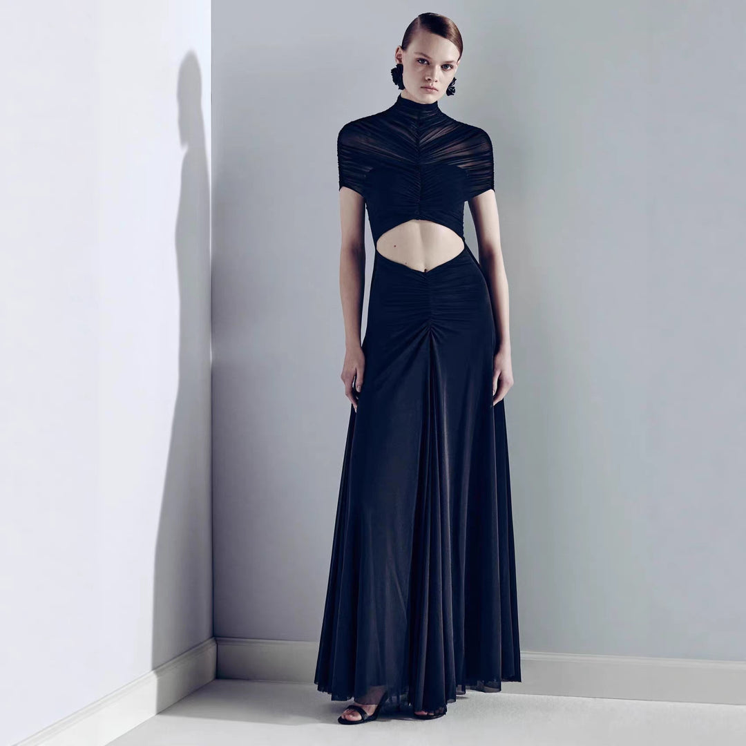 Damer Elegant Cut-Out Maxiklänning med högupptagen design och raffinerade draperingar Mirla-Eva Jonsson