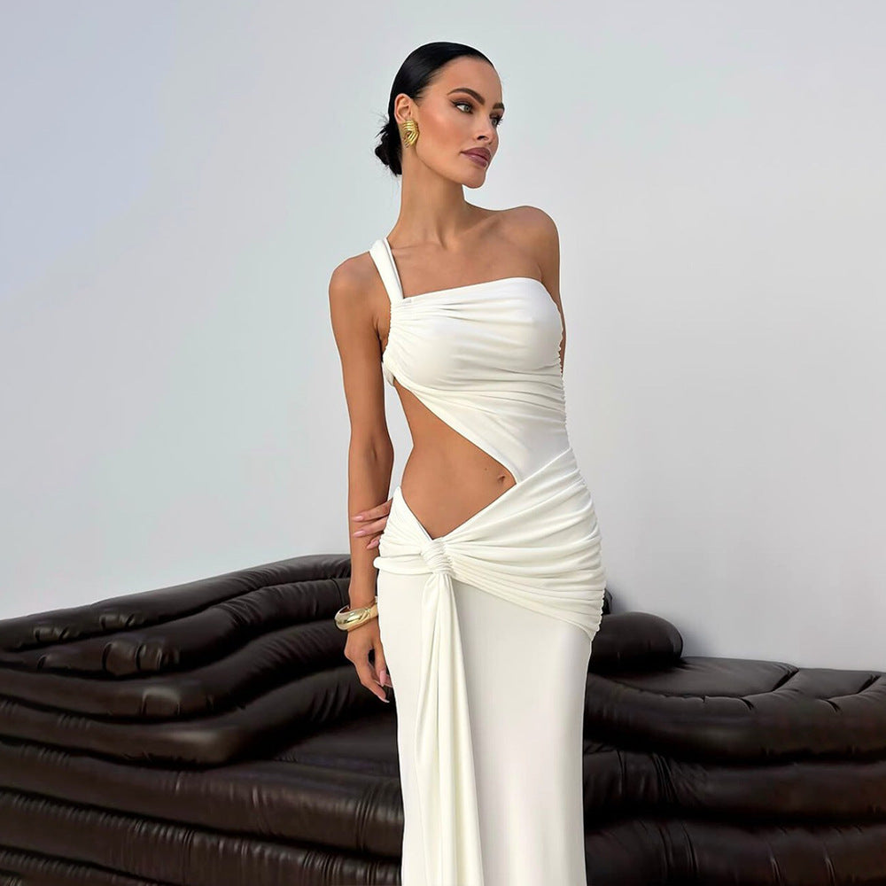 Damer Elegant Cut-Out Miniklänning med asymmetrisk design och rynkor Mirla-Eva Jonsson