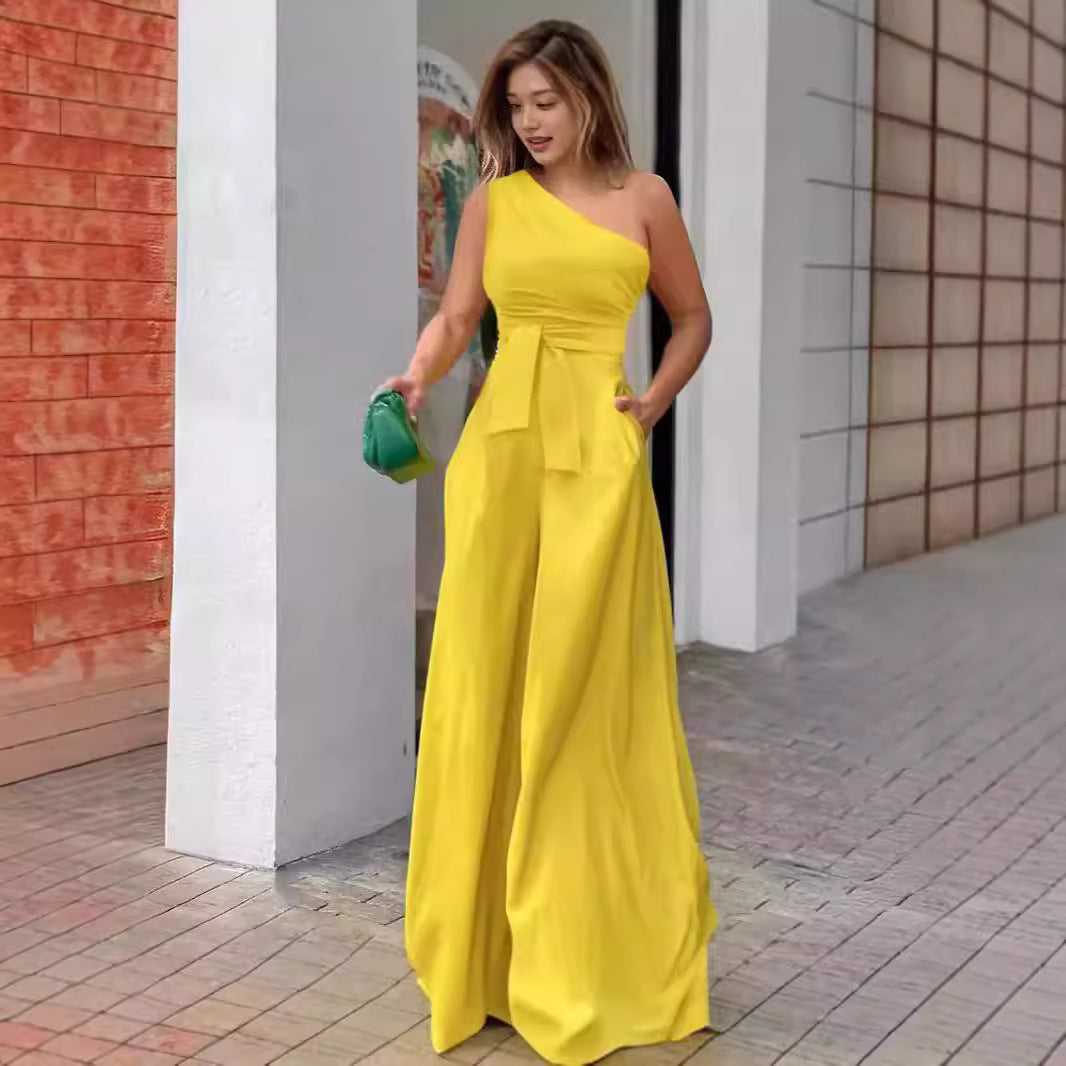 Damer Elegant En-axel Jumpsuit med bälte och vida ben Mirla-Eva Jonsson